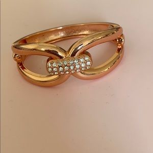 Rose gold bangle
